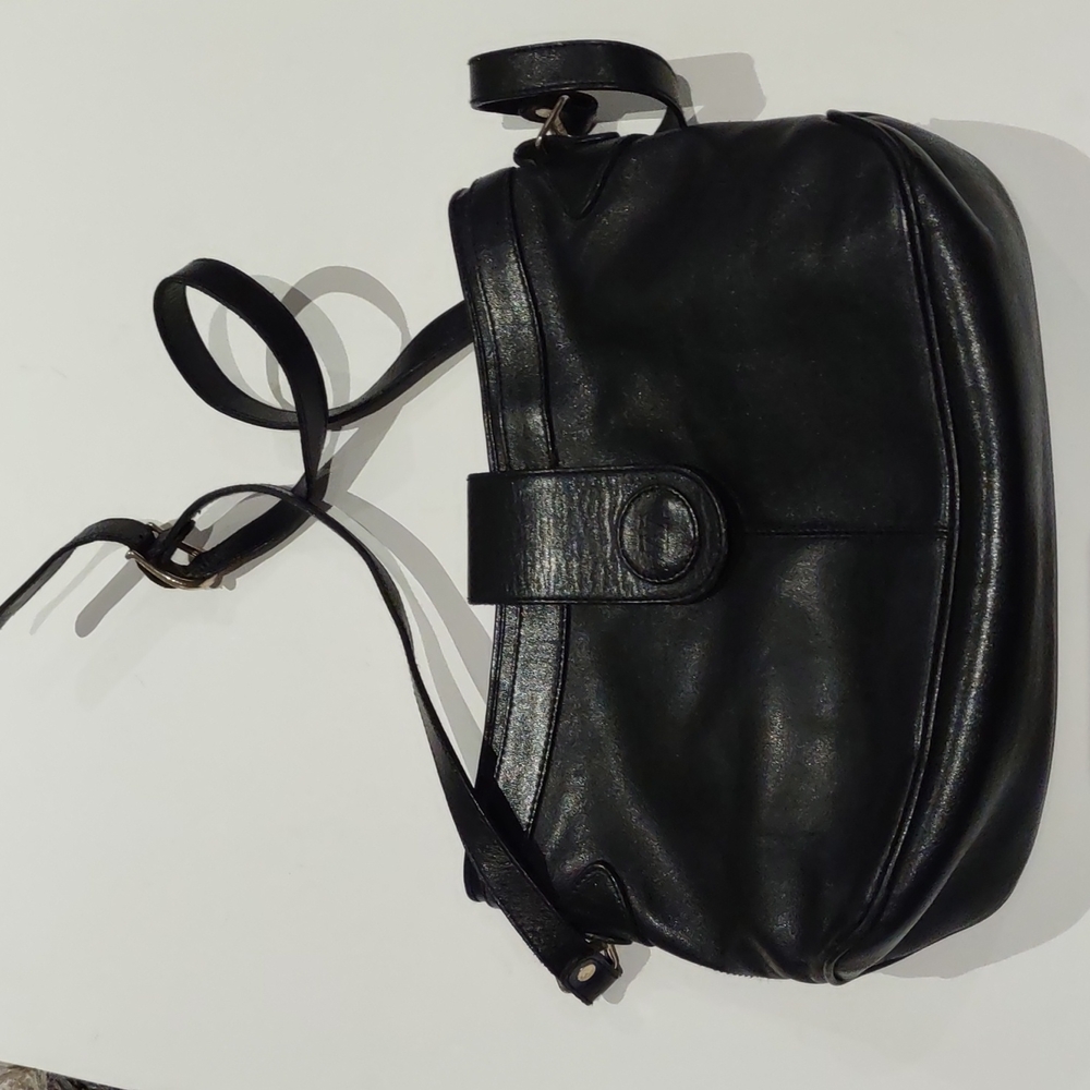 Beautiful genuine leather bag by W🍀☘️🌼